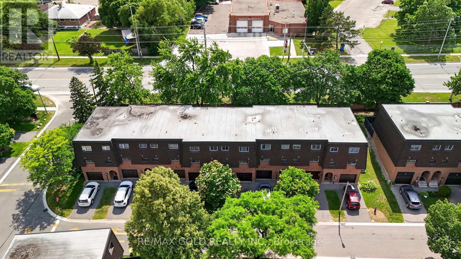 68 DARRAS COURT - 45