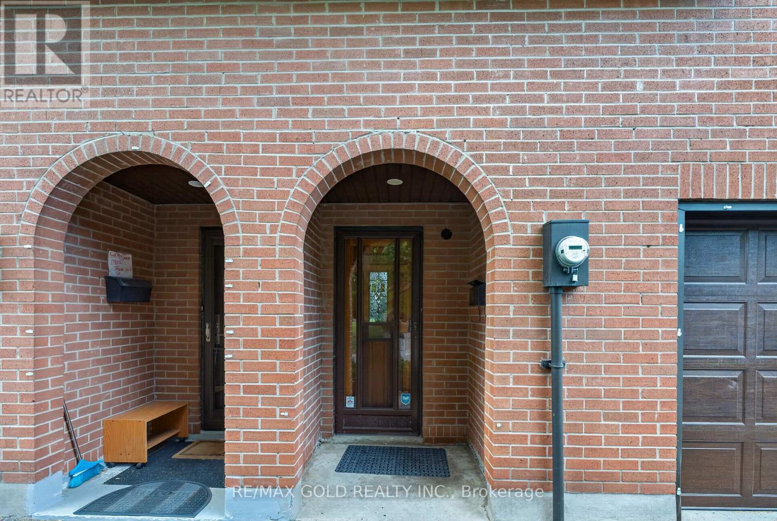 68 DARRAS COURT - 5