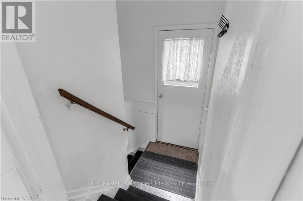 569 CRANE COURT - 19