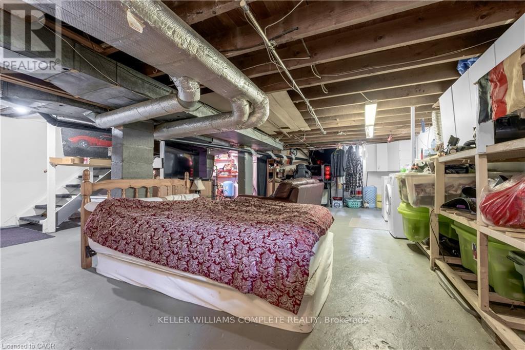569 CRANE COURT - 20