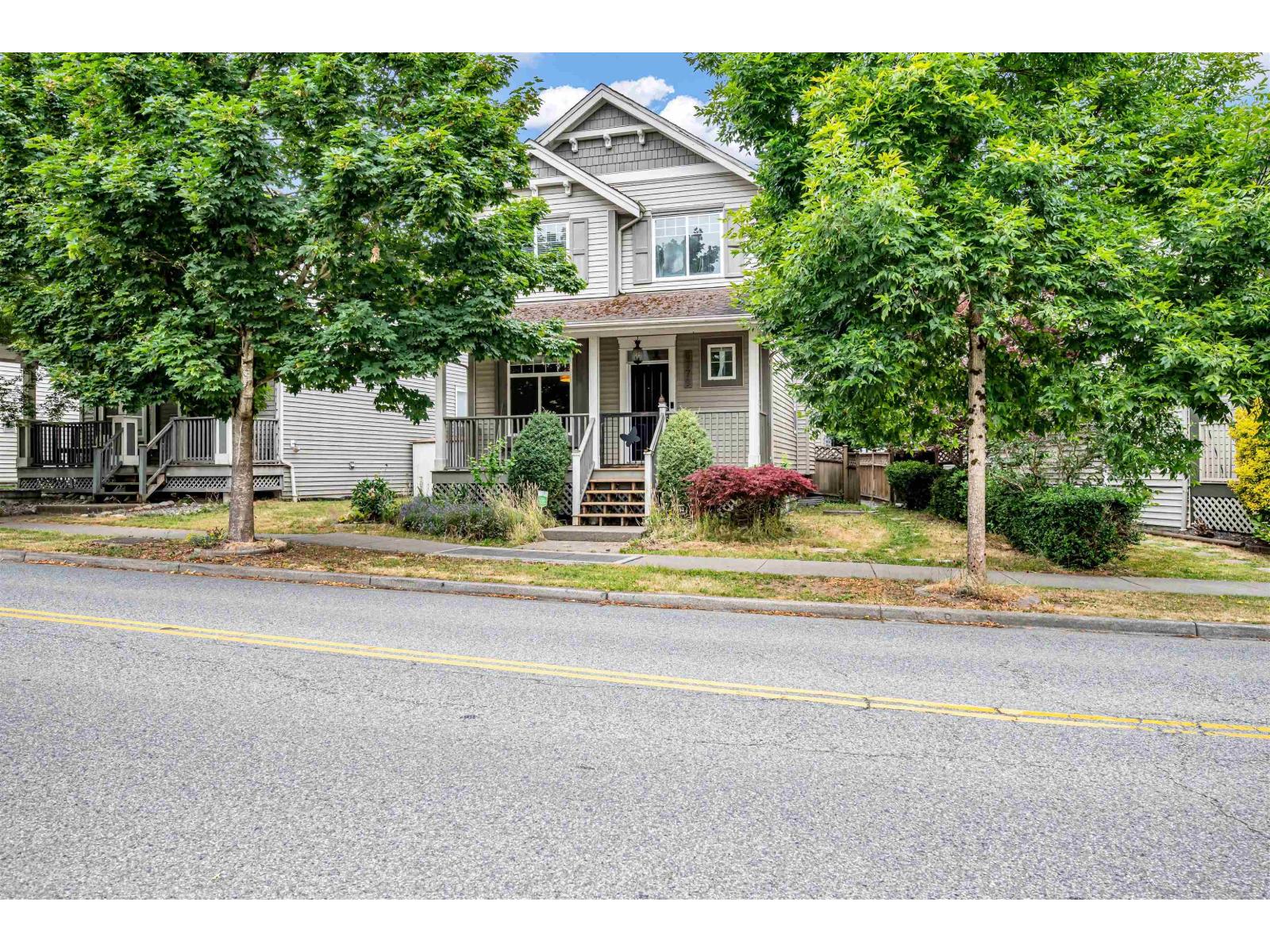 5 Bed, 4 Bath House for Sale in Surrey – 6779 186 STREET, Surrey – MLS# R3141780 - Image 37