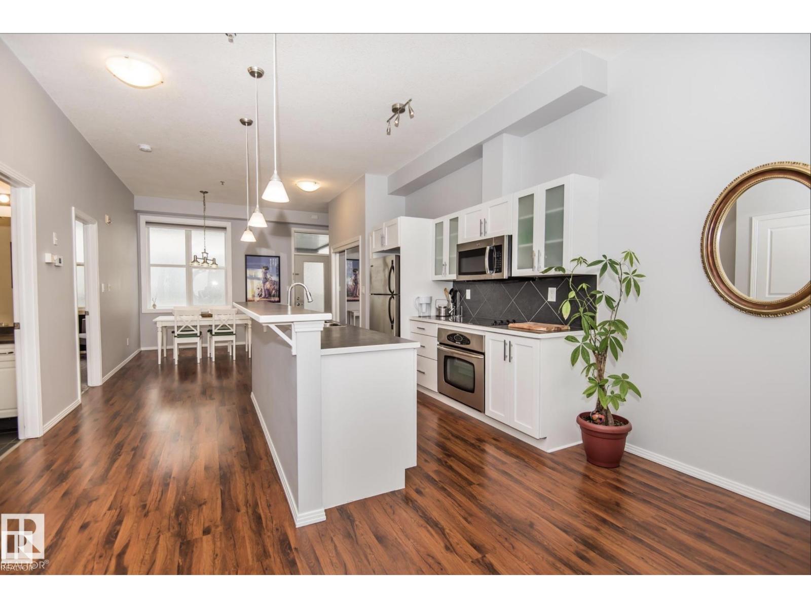 #415 10147 112 ST NW - 6