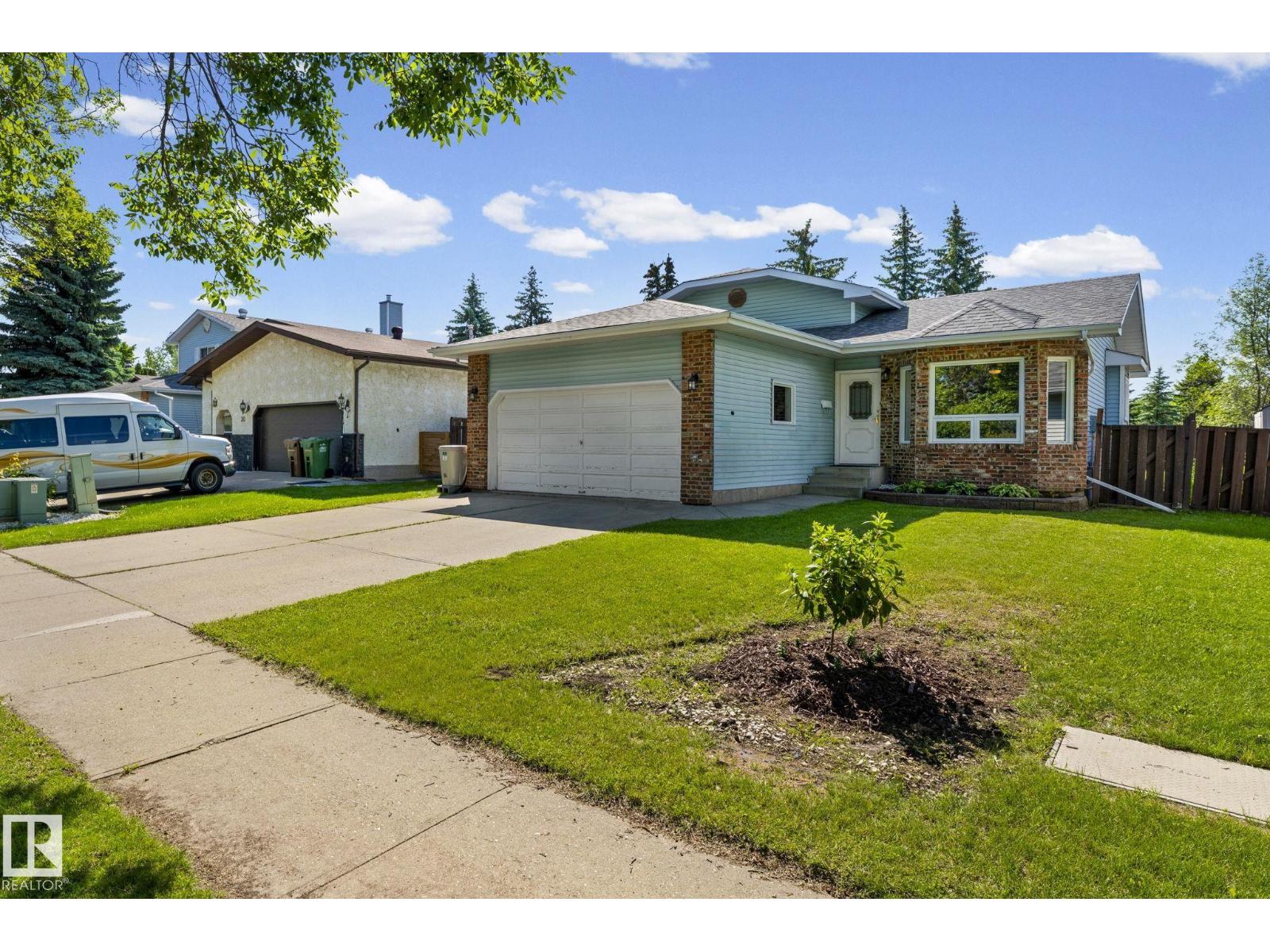 32 DANFORTH CR - photo 2