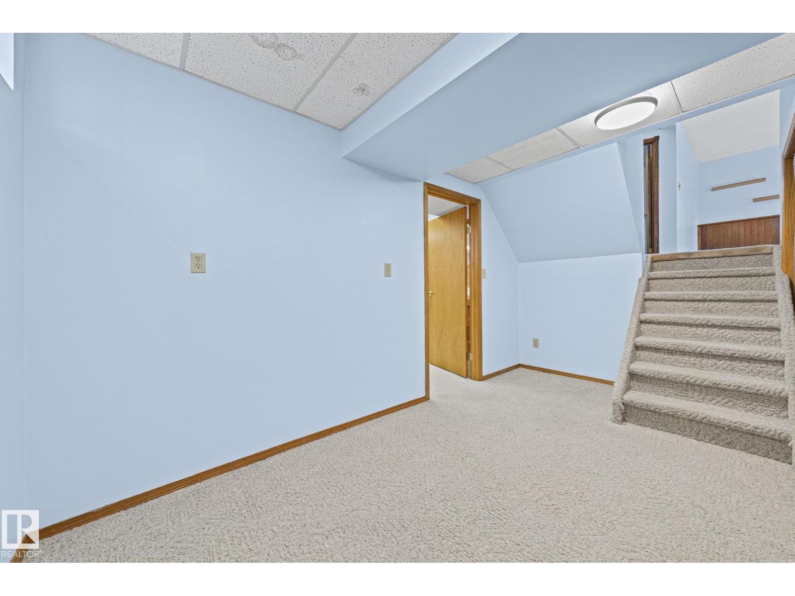 32 DANFORTH CR — photo 36