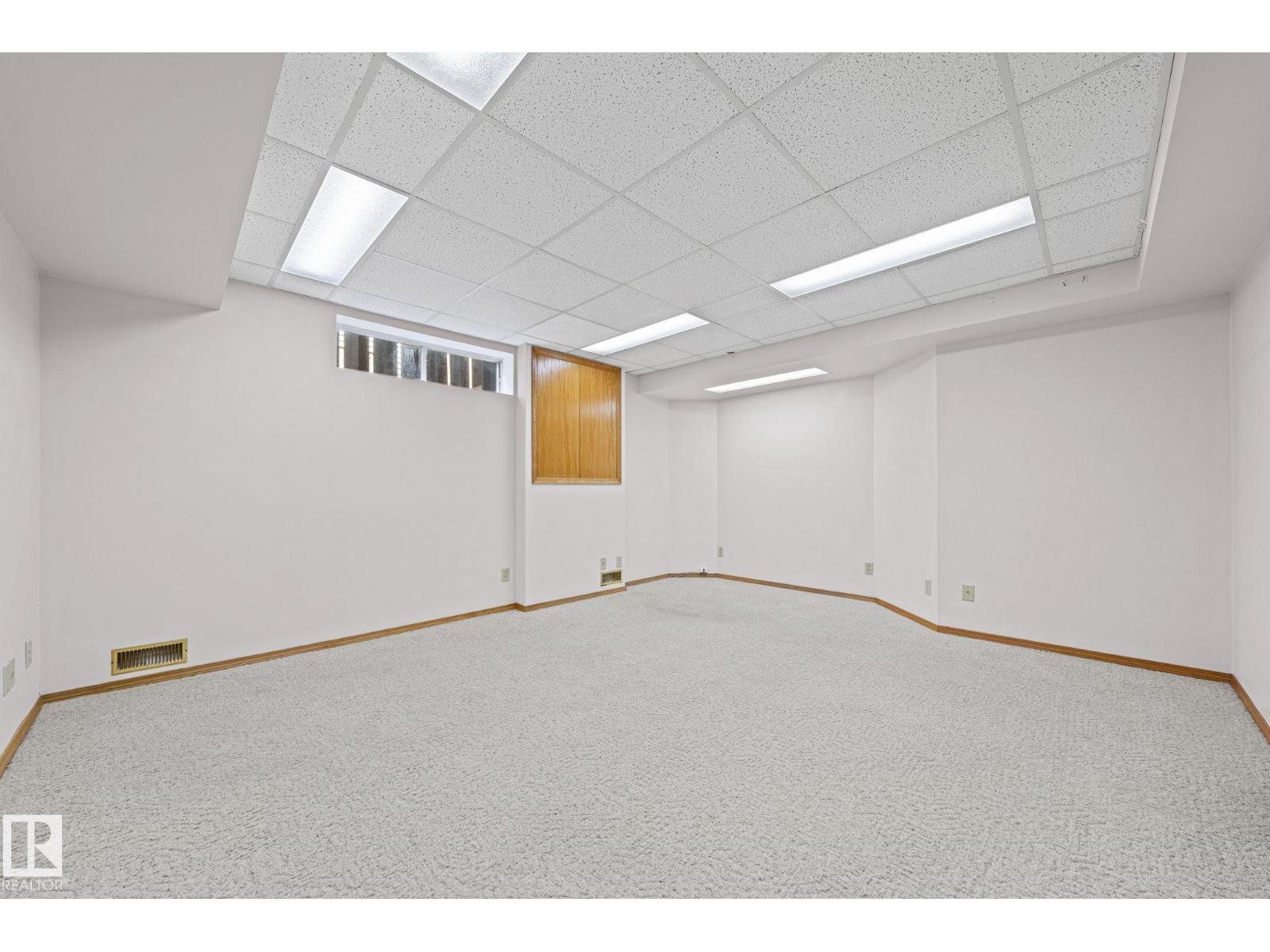 32 DANFORTH CR — photo 37