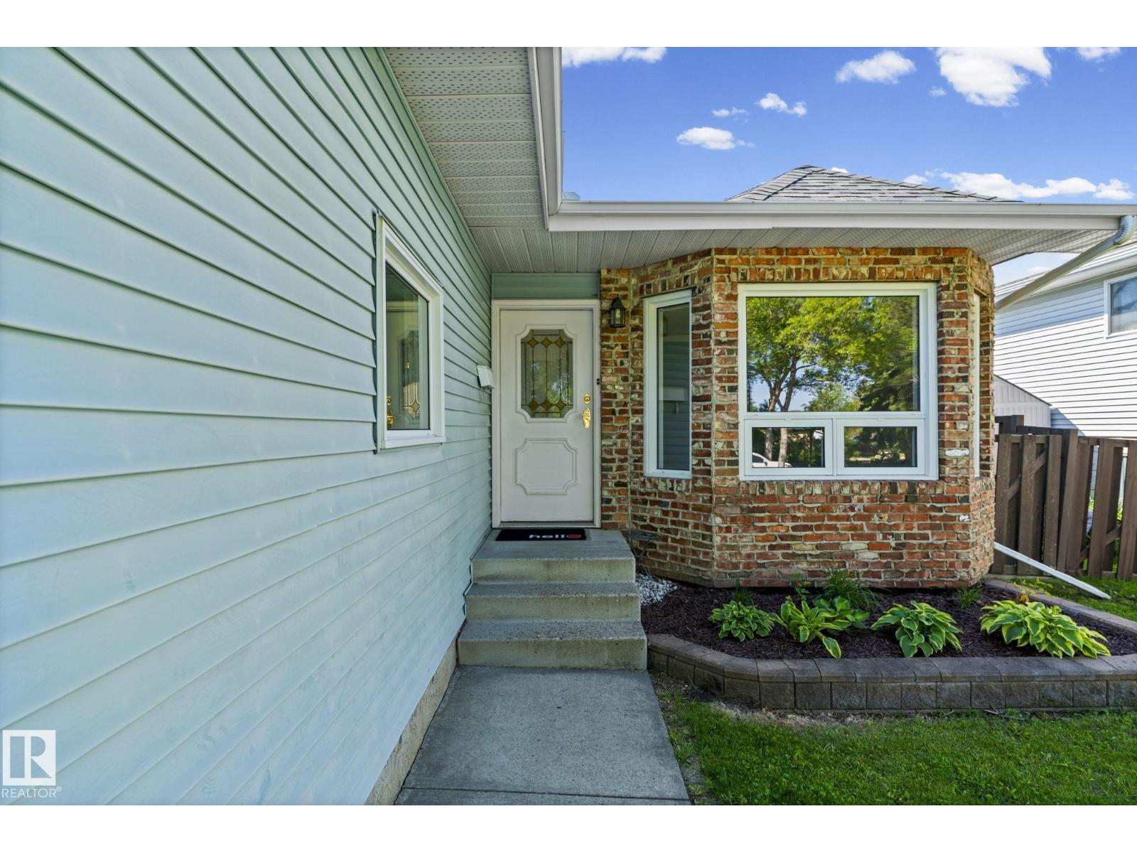 32 DANFORTH CR - photo 4