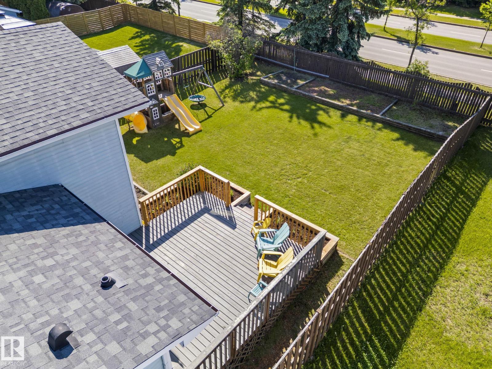 32 DANFORTH CR — photo 47