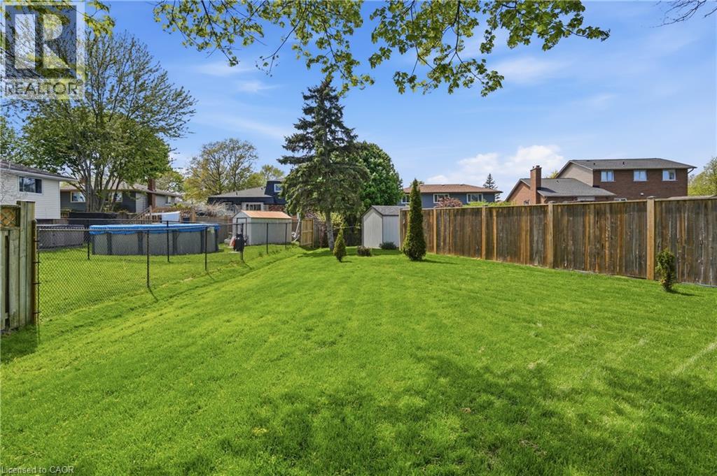 11 GREENBRIAR Court - 26
