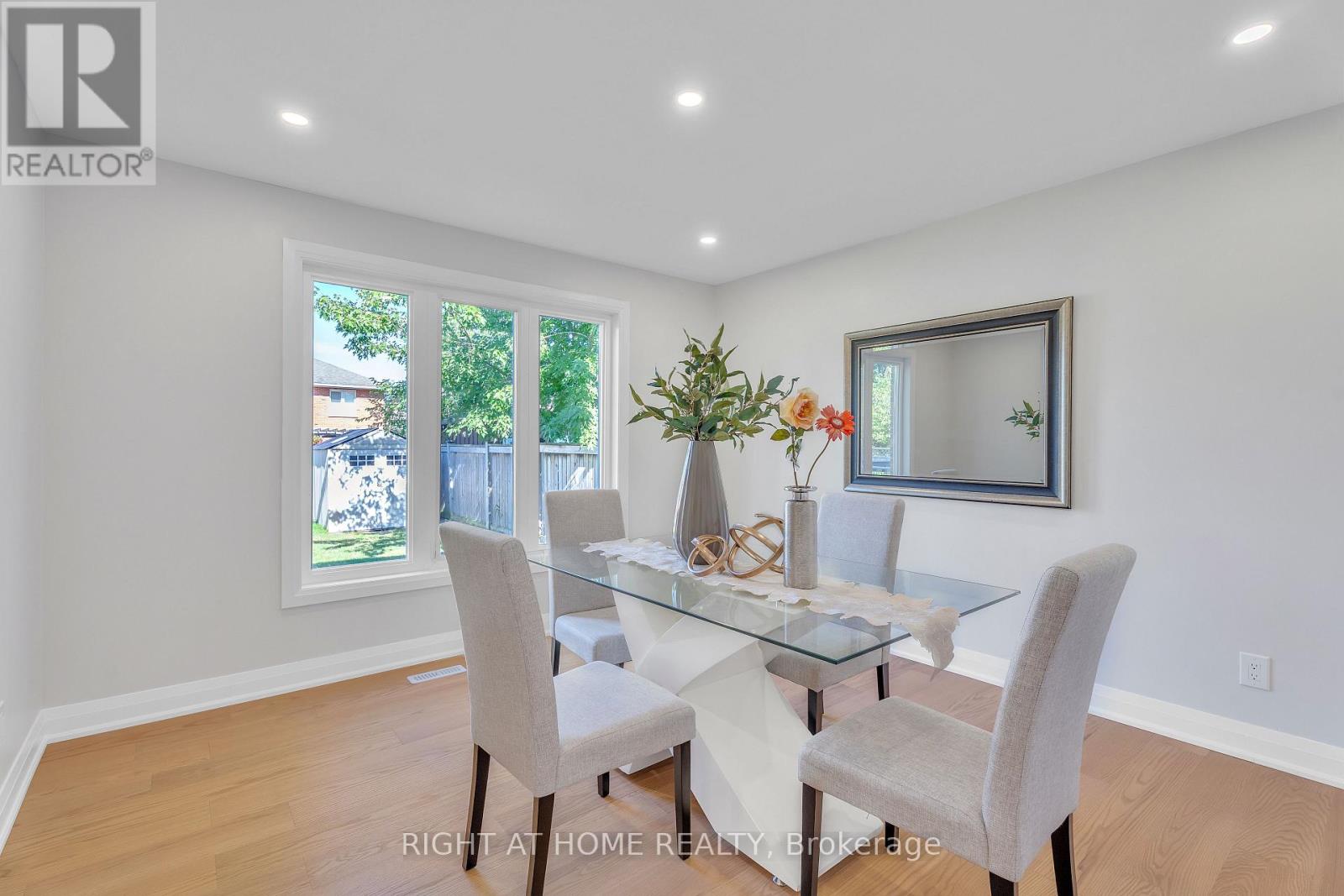 26 GRASMERE CRESCENT - Image 16