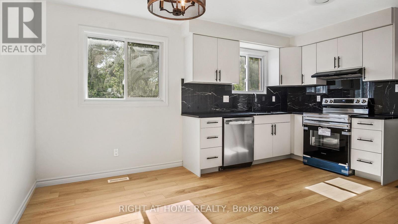 1687 ERNEST AVENUE - 5