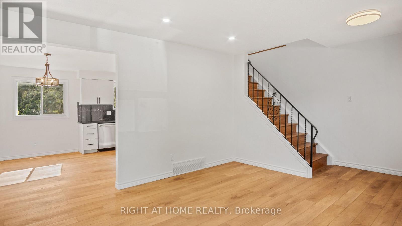 1687 ERNEST AVENUE - Image 10