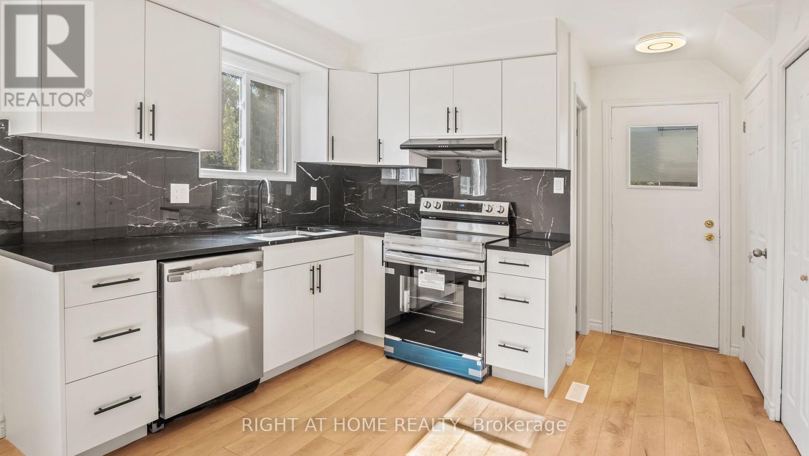 1687 ERNEST AVENUE - Image 6