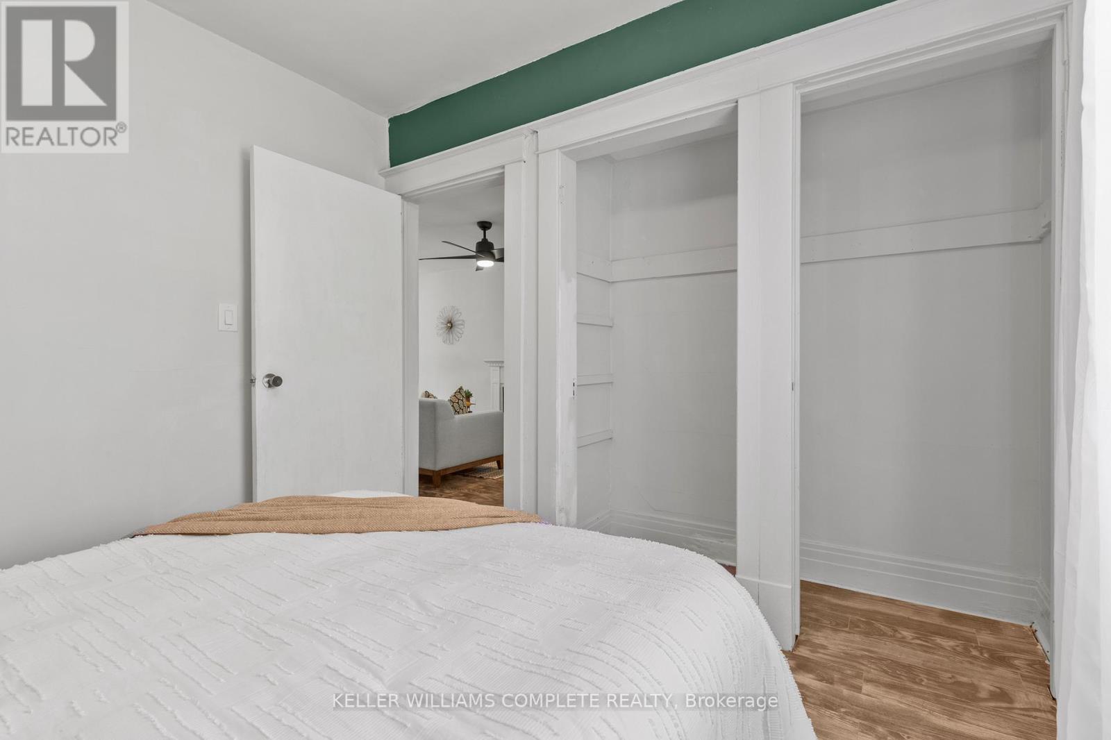 10 MONCK STREET - 16