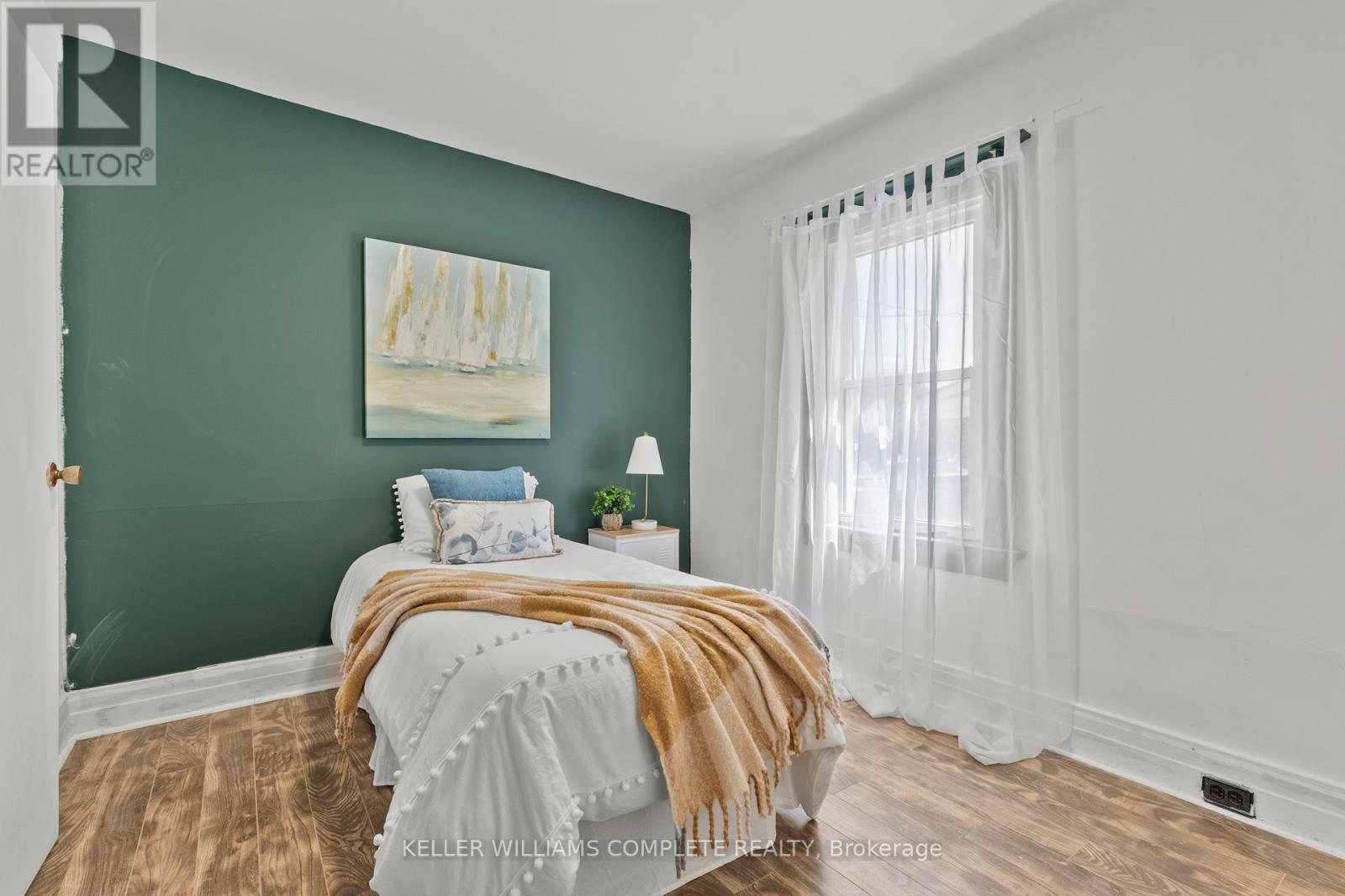 10 MONCK STREET - 17