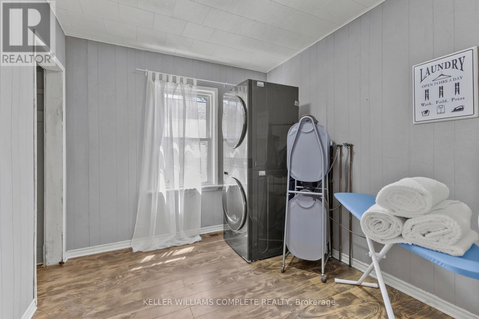 10 MONCK STREET - 19