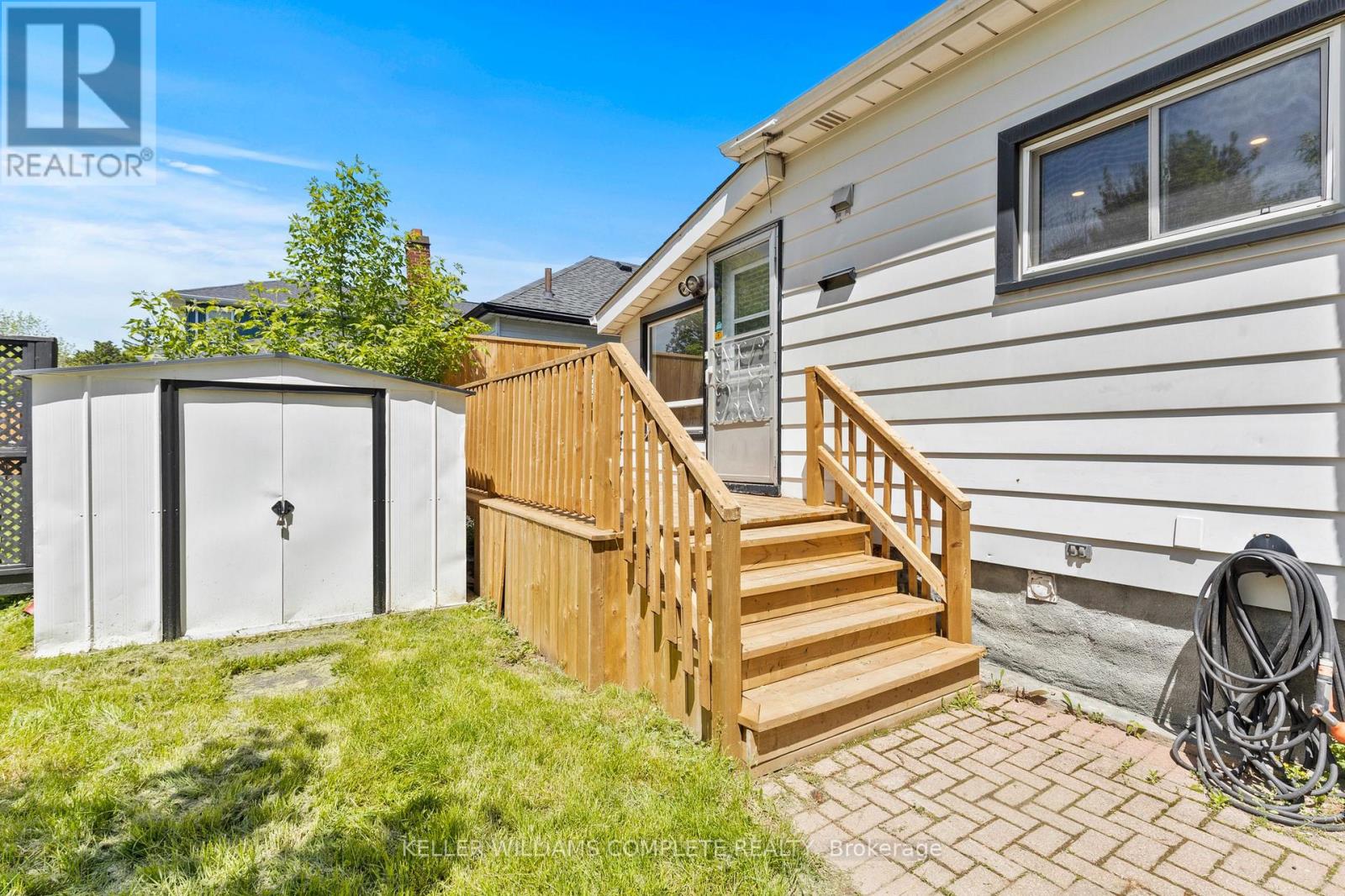 10 MONCK STREET - 36