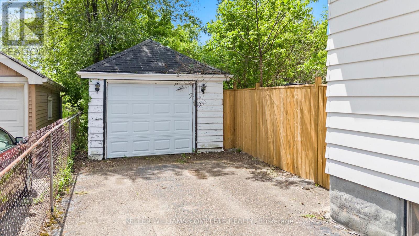 10 MONCK STREET - 38