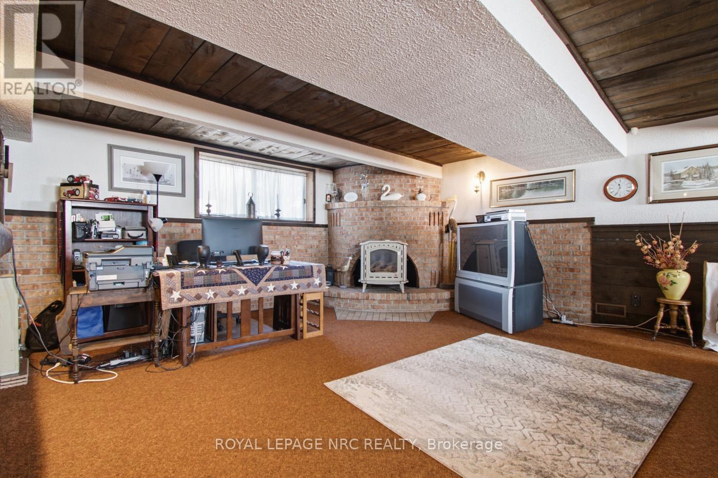 1750 YORK ROAD - 27