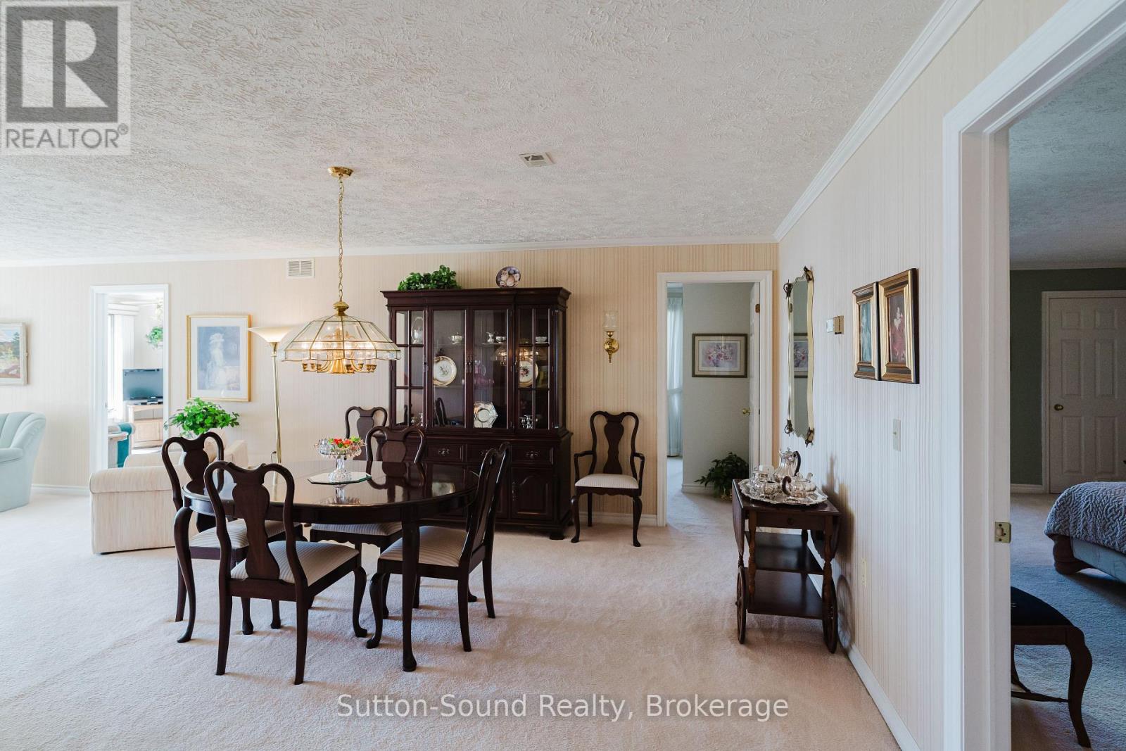 #102 2555 3RD AVENUE W - 16
