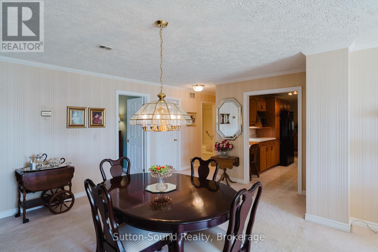 #102 2555 3RD AVENUE W - 17