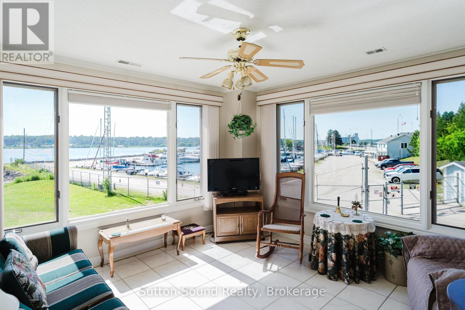 #102 2555 3RD AVENUE W - 7