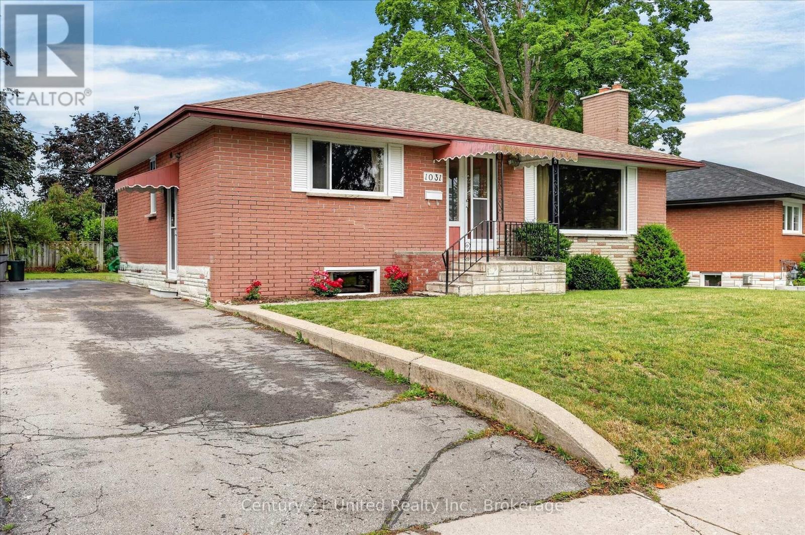 1031 ORIOLE DRIVE - 1