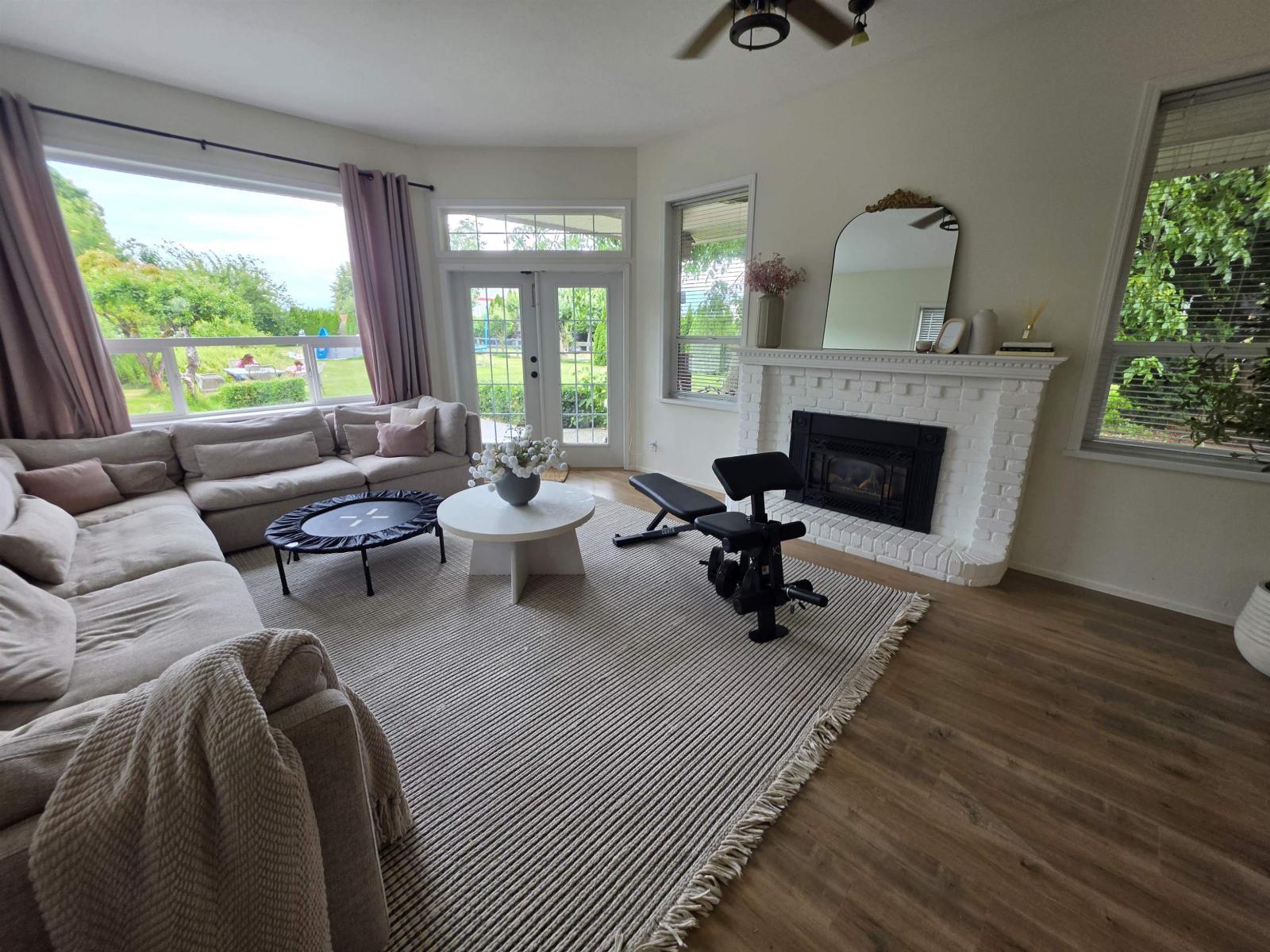 4 Bed, 3 Bath House for Sale in Abbotsford – 672 COLUMBIA STREET, Abbotsford – MLS# R3141737 - Image 7