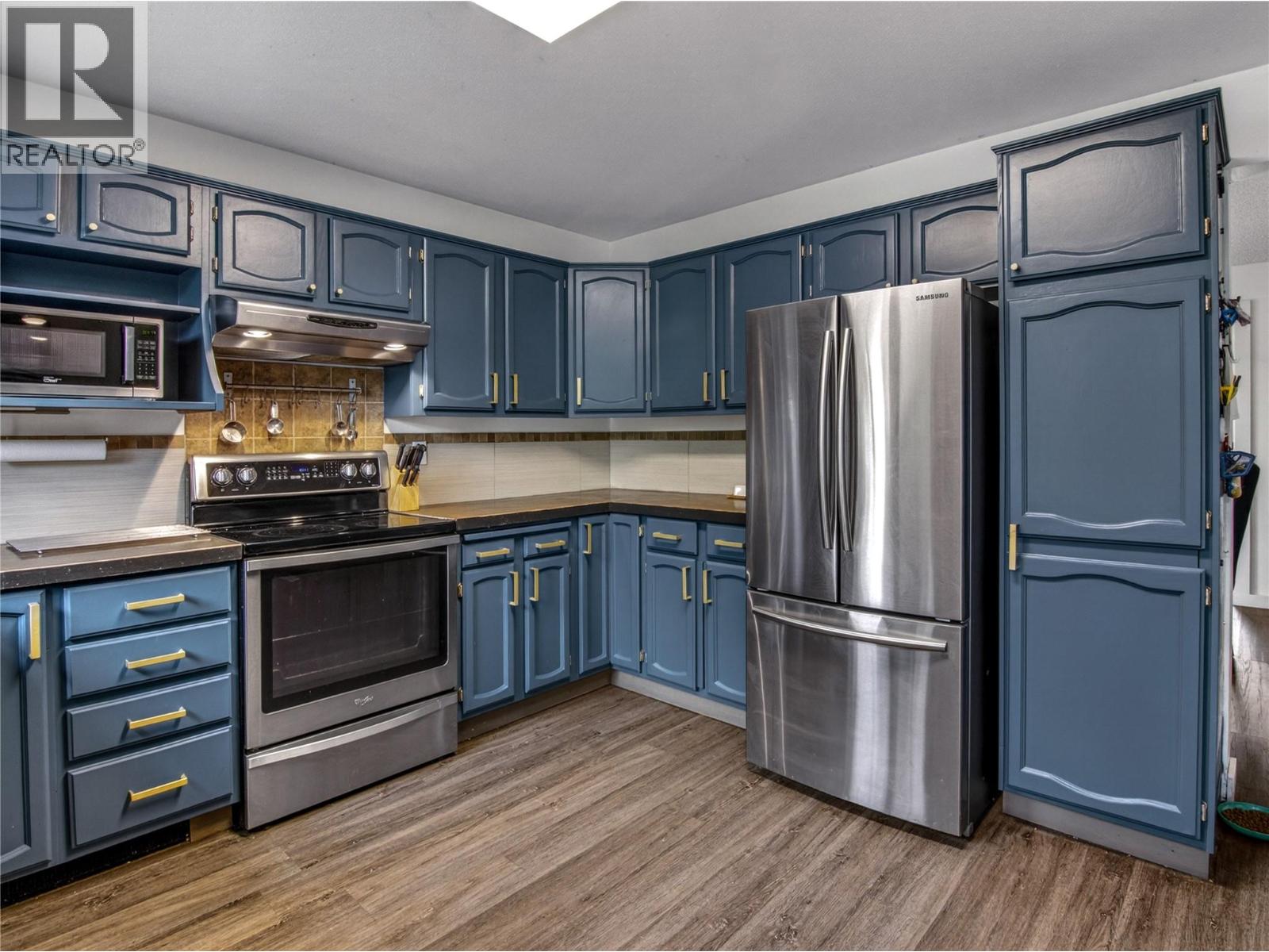 271 Middle Bench Road S - 4