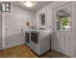 271 Middle Bench Road S, Penticton, BC V2A8S8 Photo 14