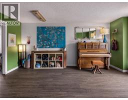 Kitchen - 271 Middle Bench Road S, Penticton, BC V2A8S8 Photo 12
