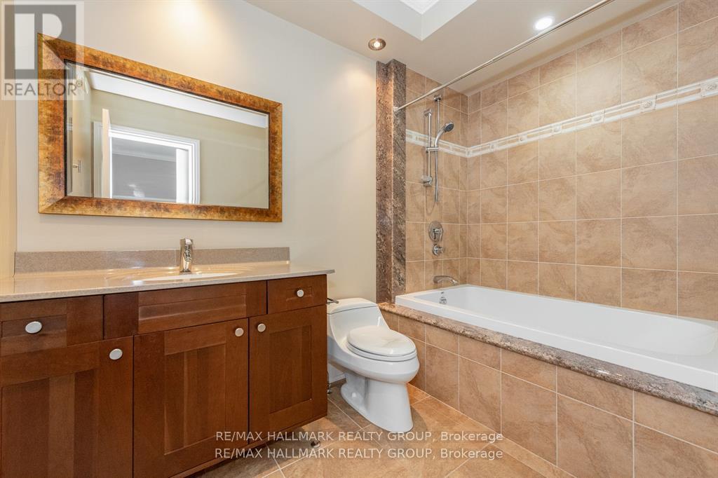 5 Bed, 5 Bath House for Sale in Ottawa – 5800 QUEENSCOURT CRESCENT, Ottawa – MLS# X13518006 - Image 33