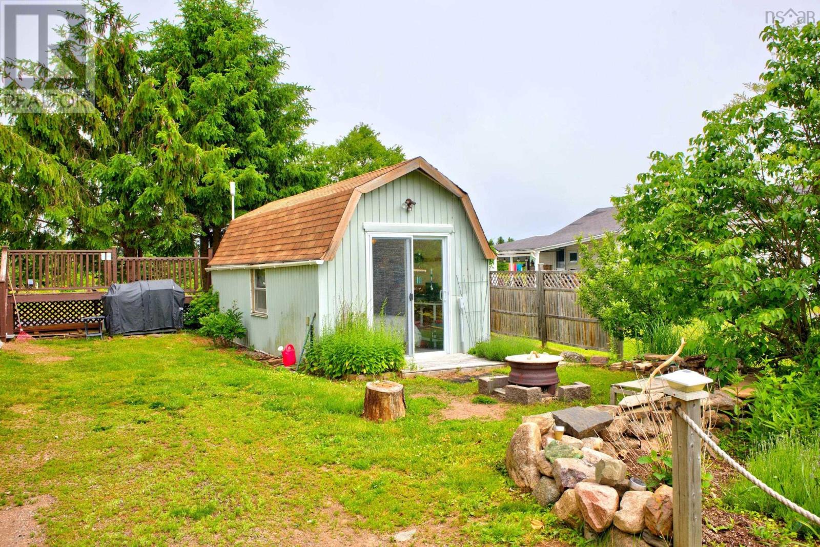 1123 HIGHWAY 2 - 35