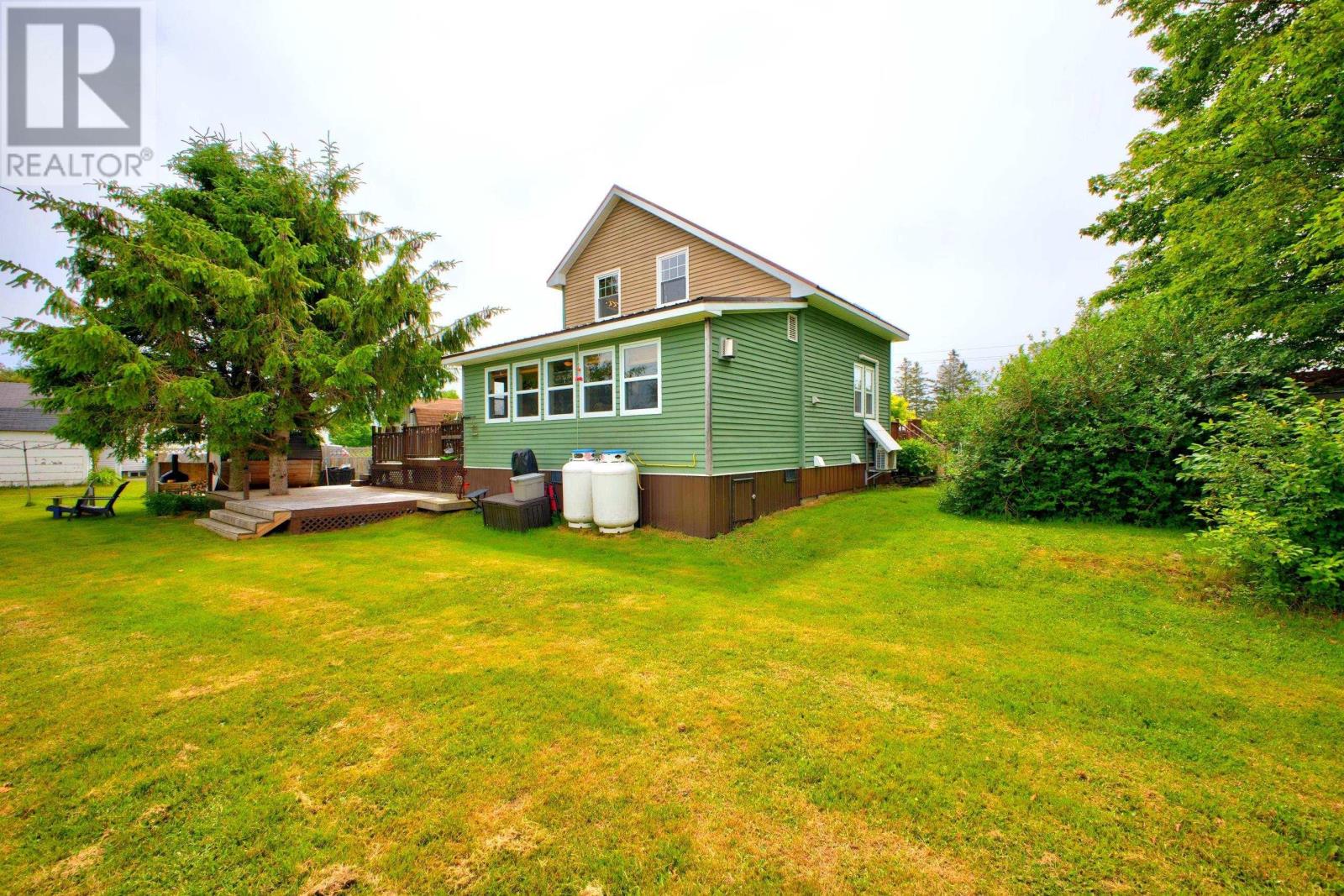 1123 HIGHWAY 2 - 48