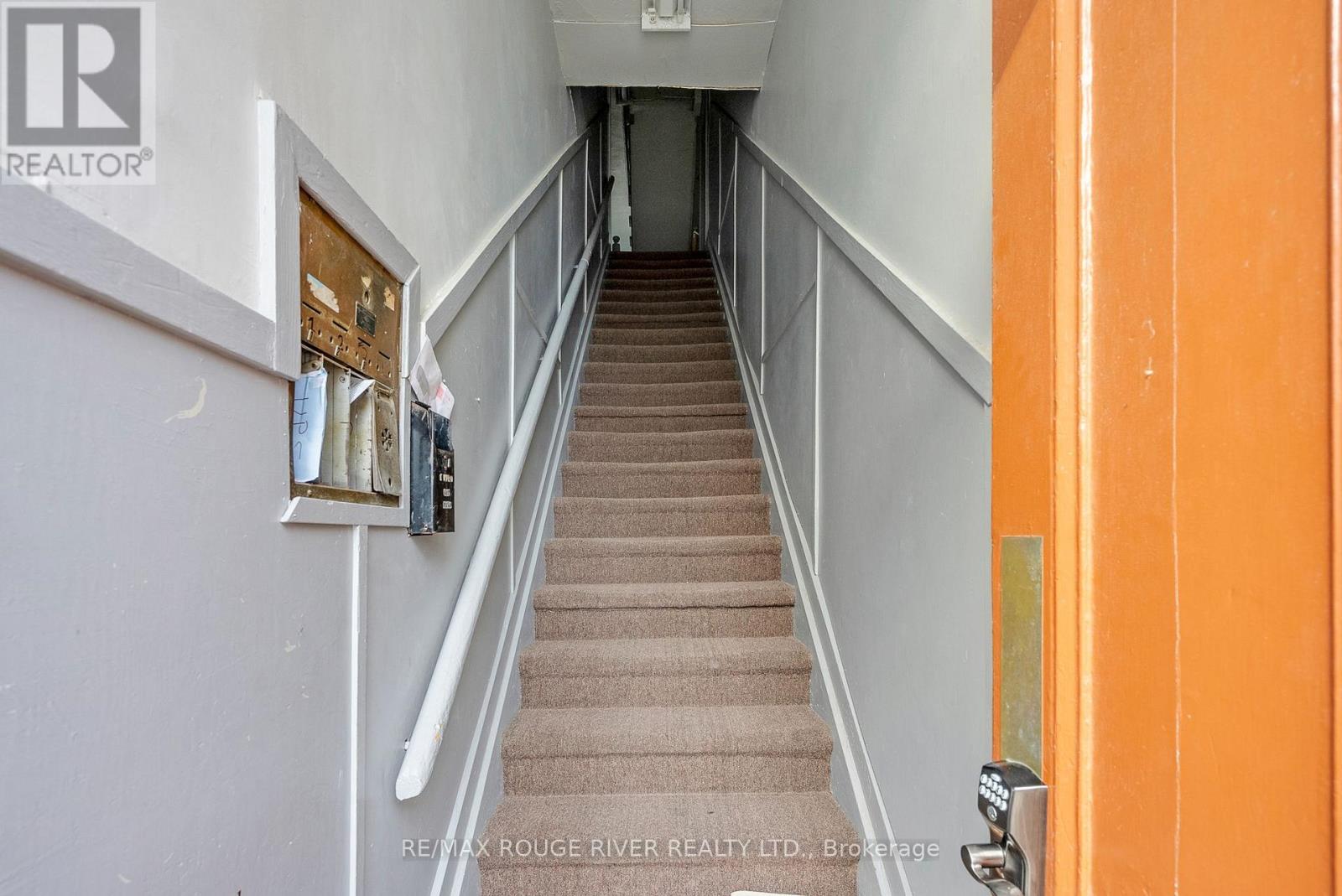 82 WALTON STREET - 11