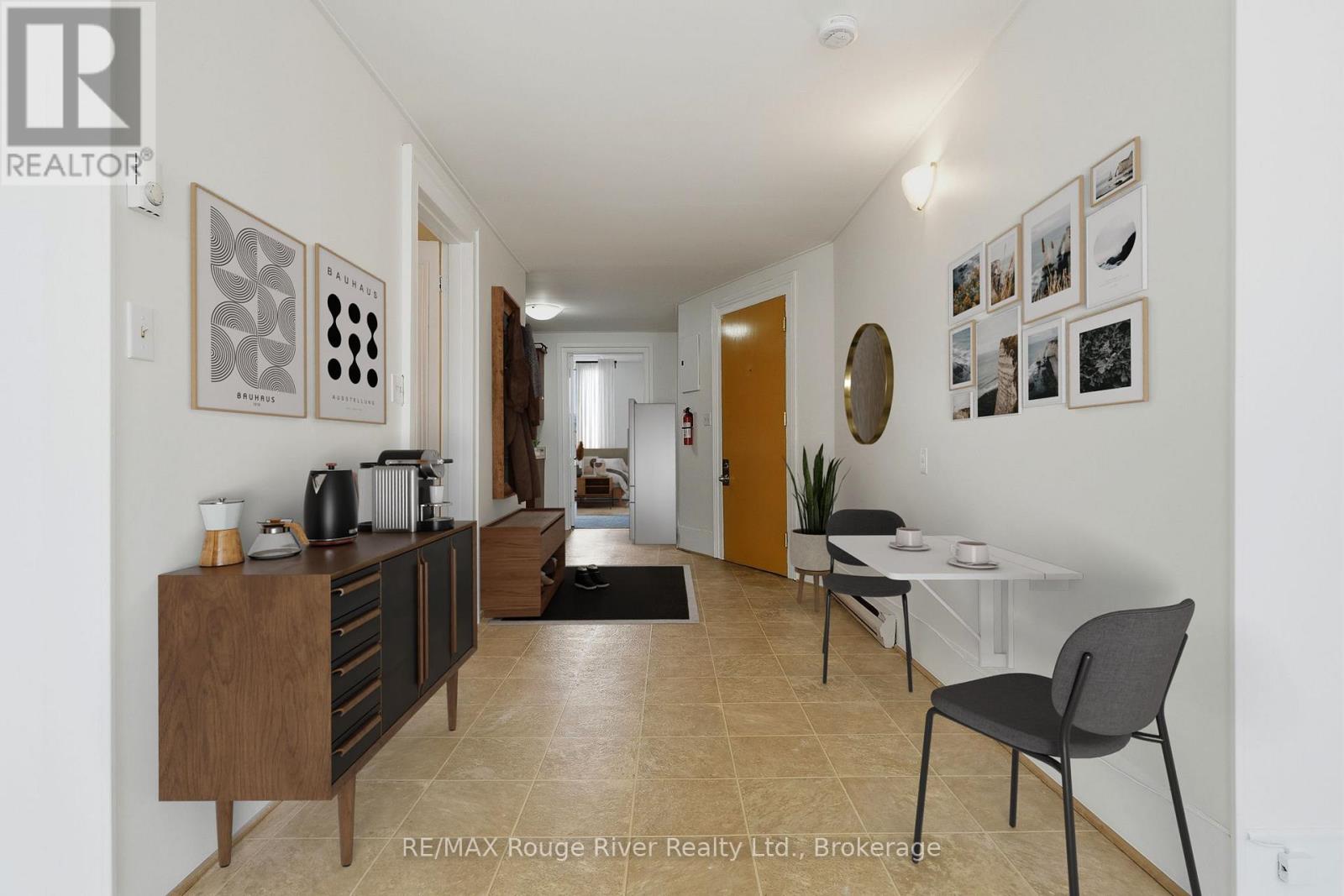 82 WALTON STREET - 18