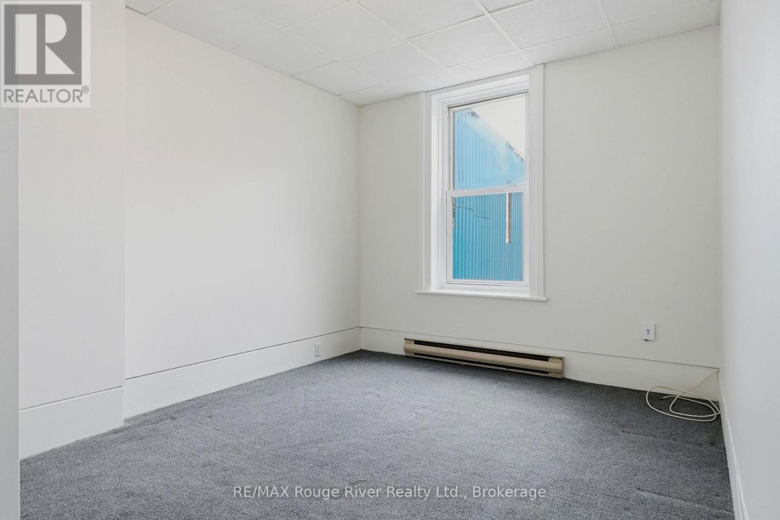 82 WALTON STREET - 33