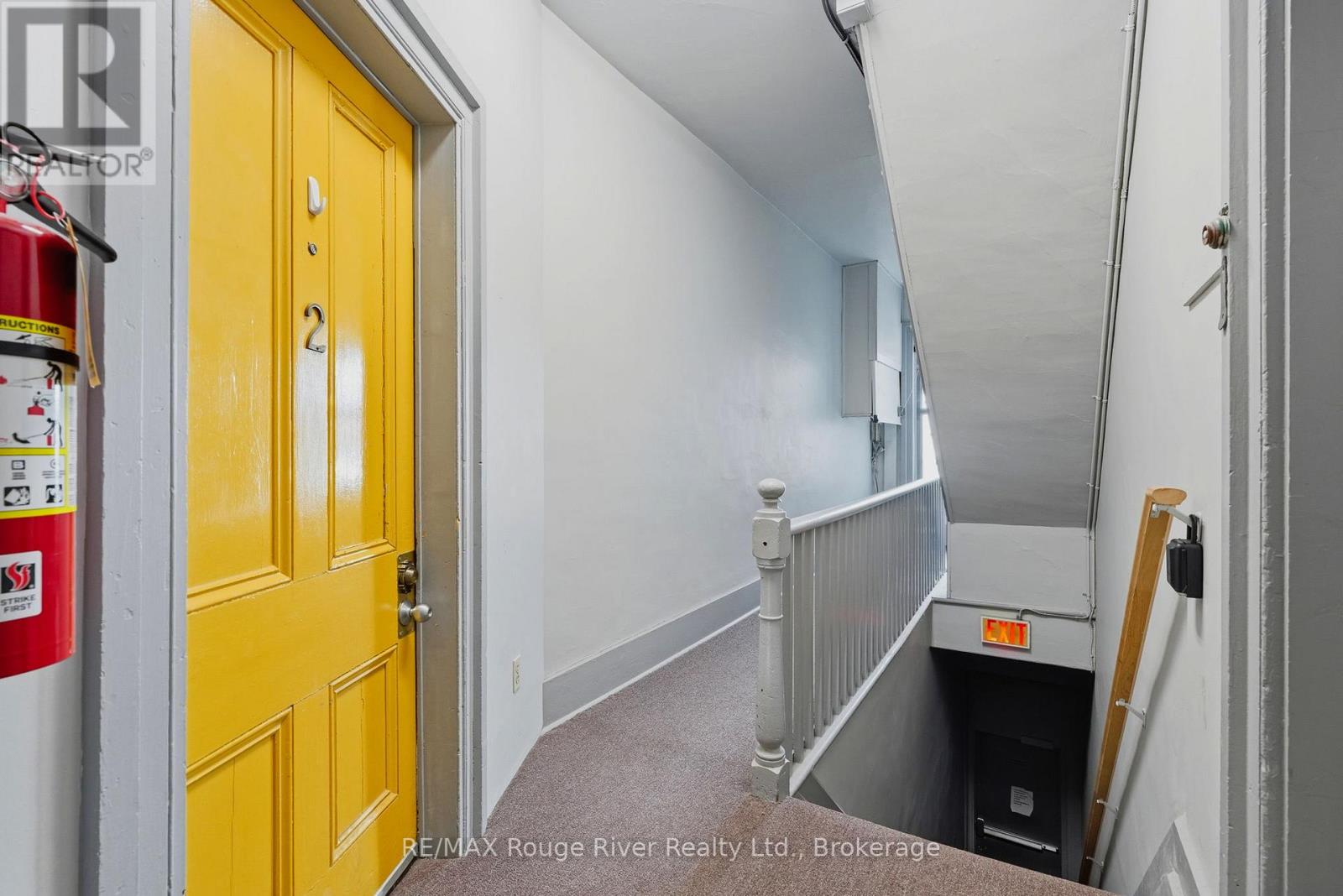 82 WALTON STREET - 13