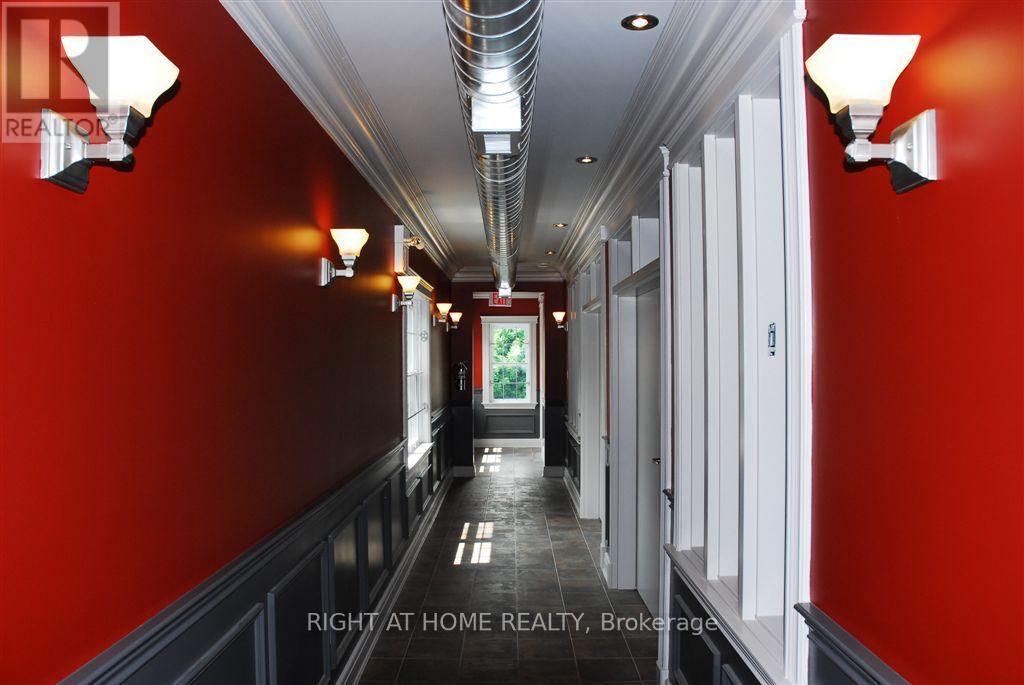 339 HORTON STREET E Property Photo