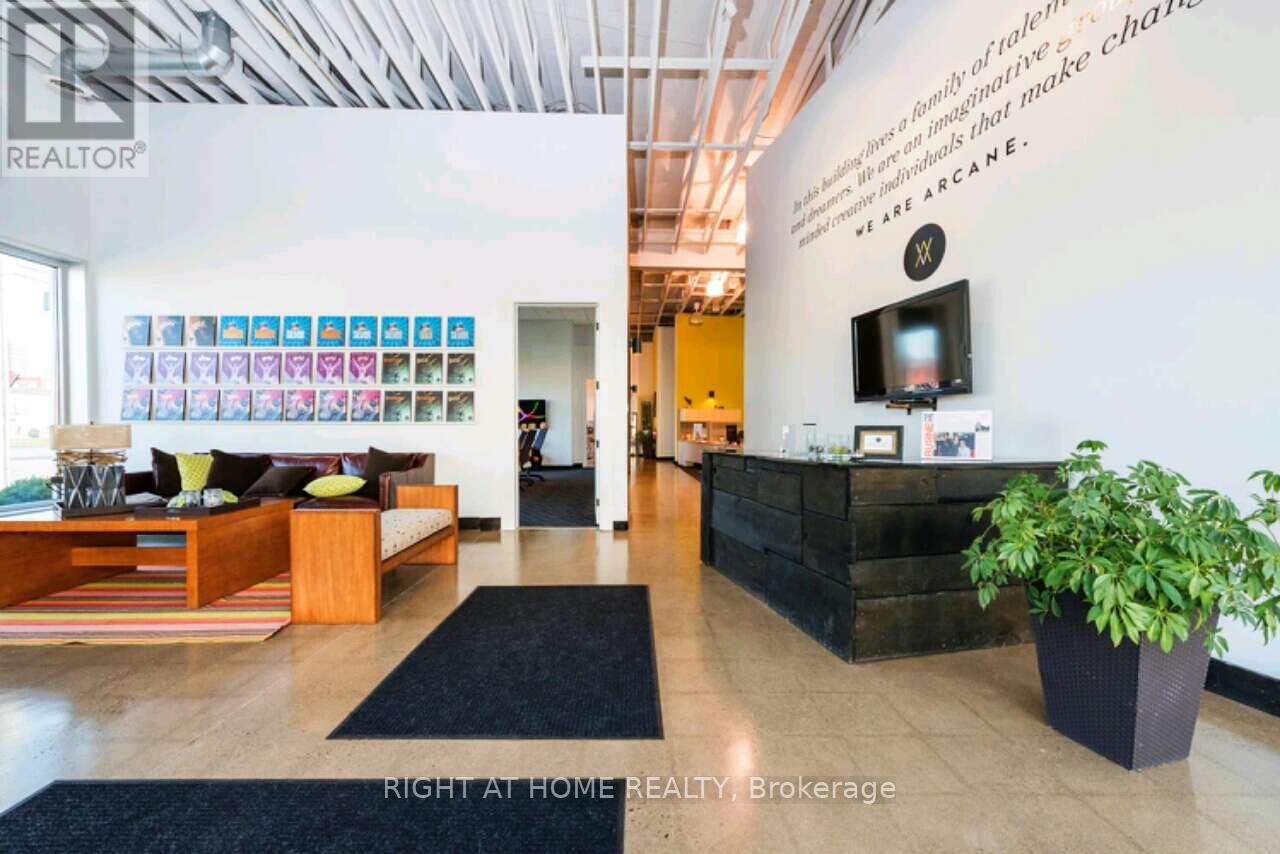 345 HORTON STREET E Property Photo
