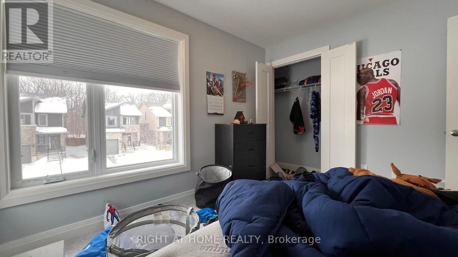 1614 VALHALLA STREET N Property Photo