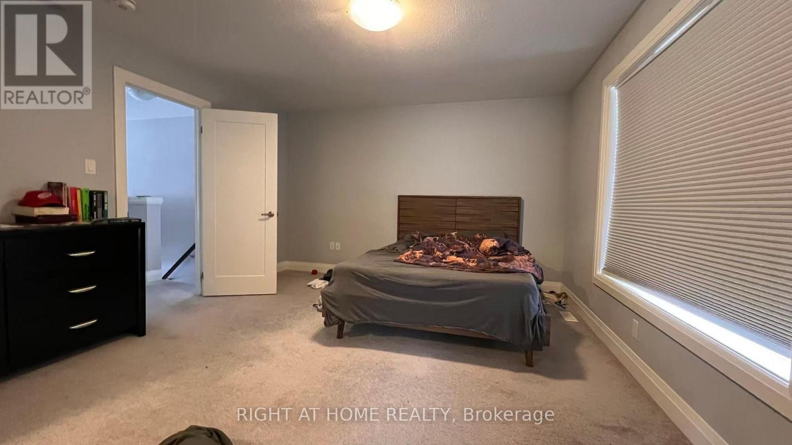 1614 VALHALLA STREET N Property Photo