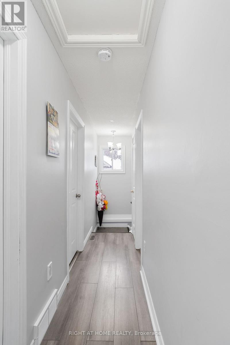 242 COLETTE DRIVE - 23