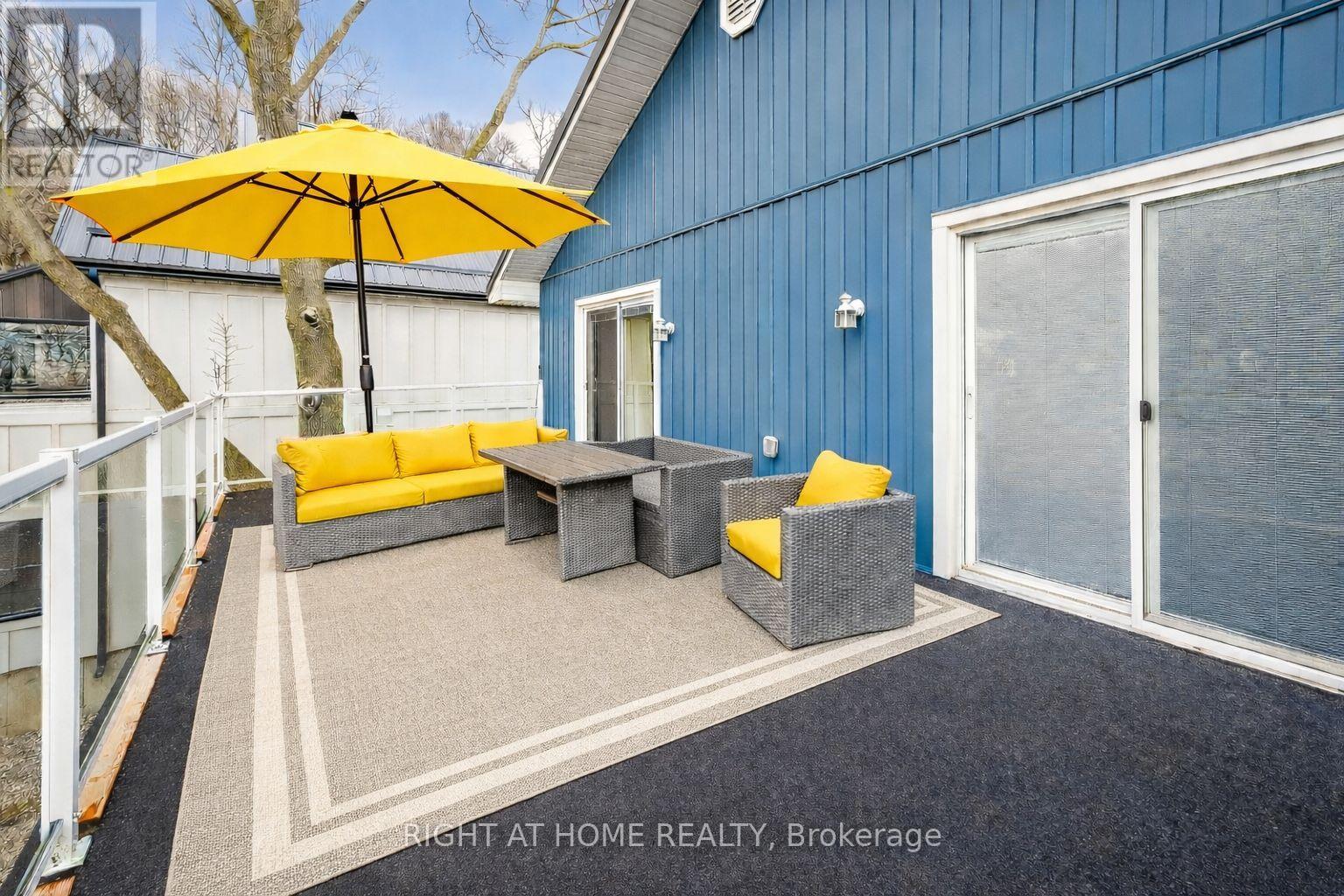 387 STANLEY PARK DRIVE - 27