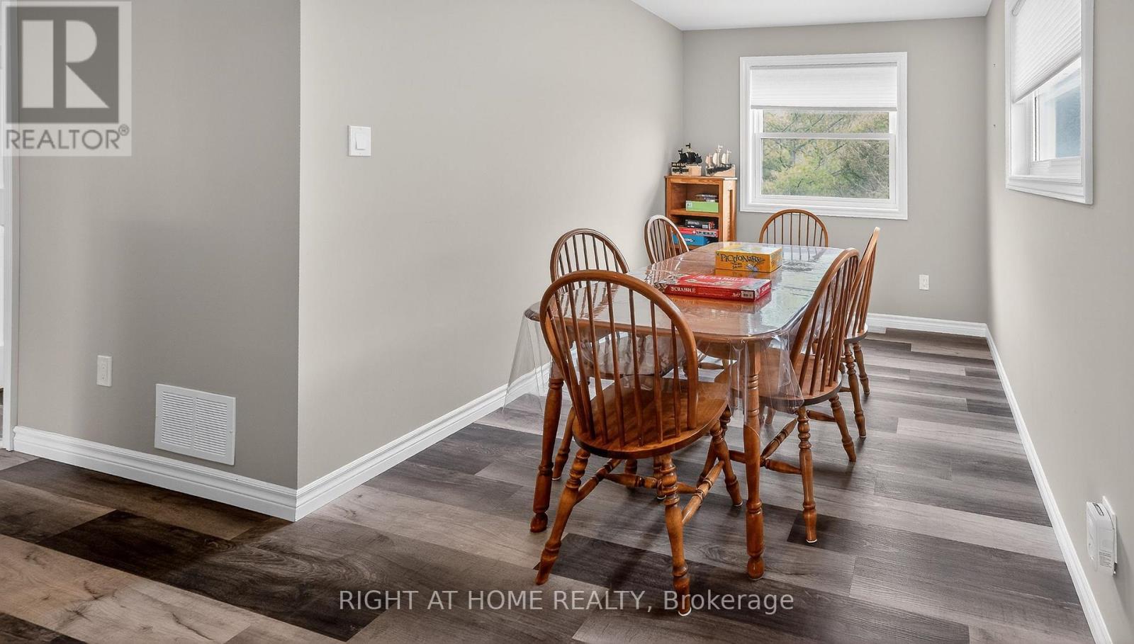 387 STANLEY PARK DRIVE - 20
