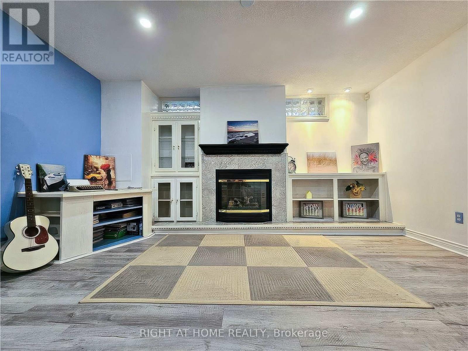242 COLETTE DRIVE - 37