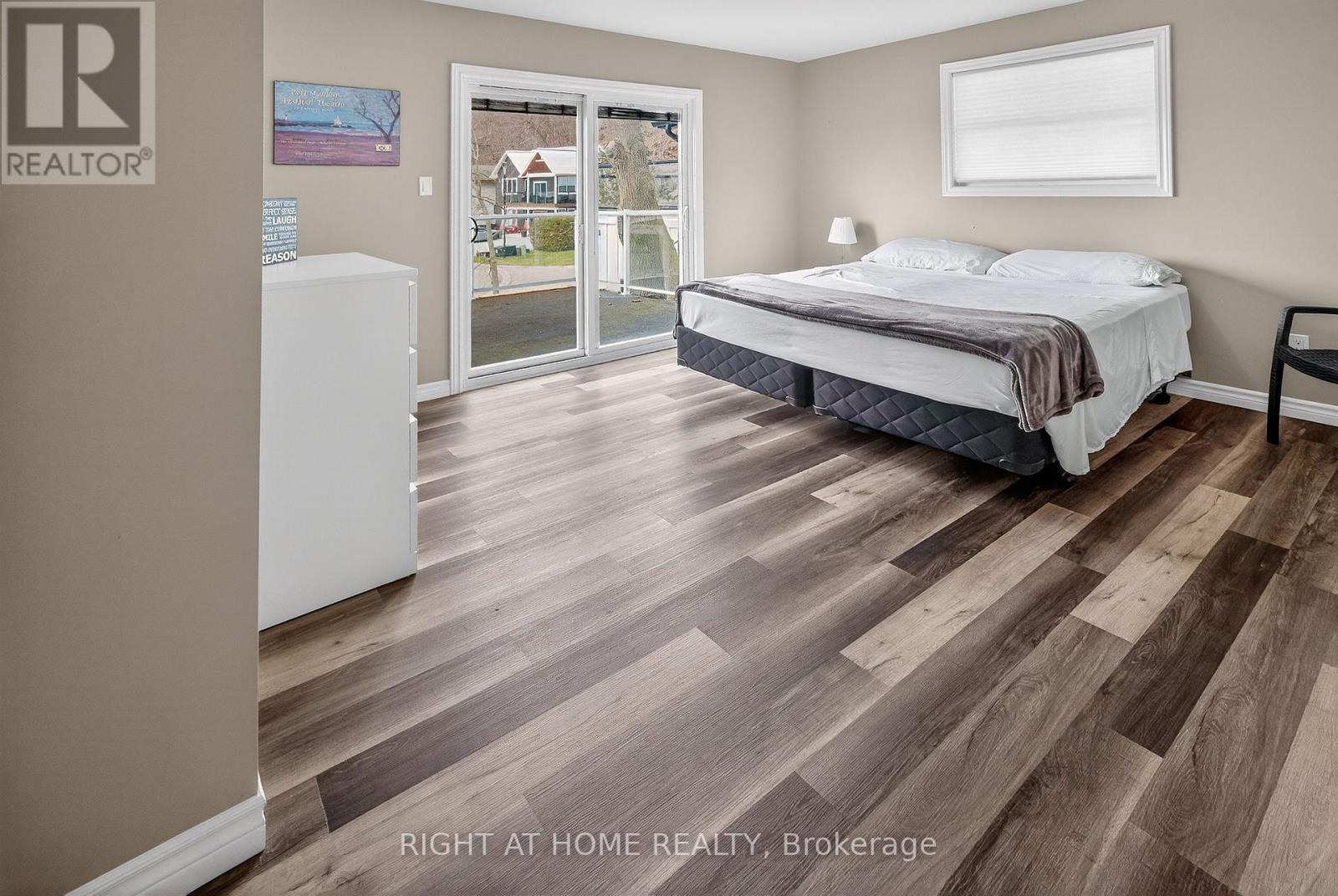 387 STANLEY PARK DRIVE - 25