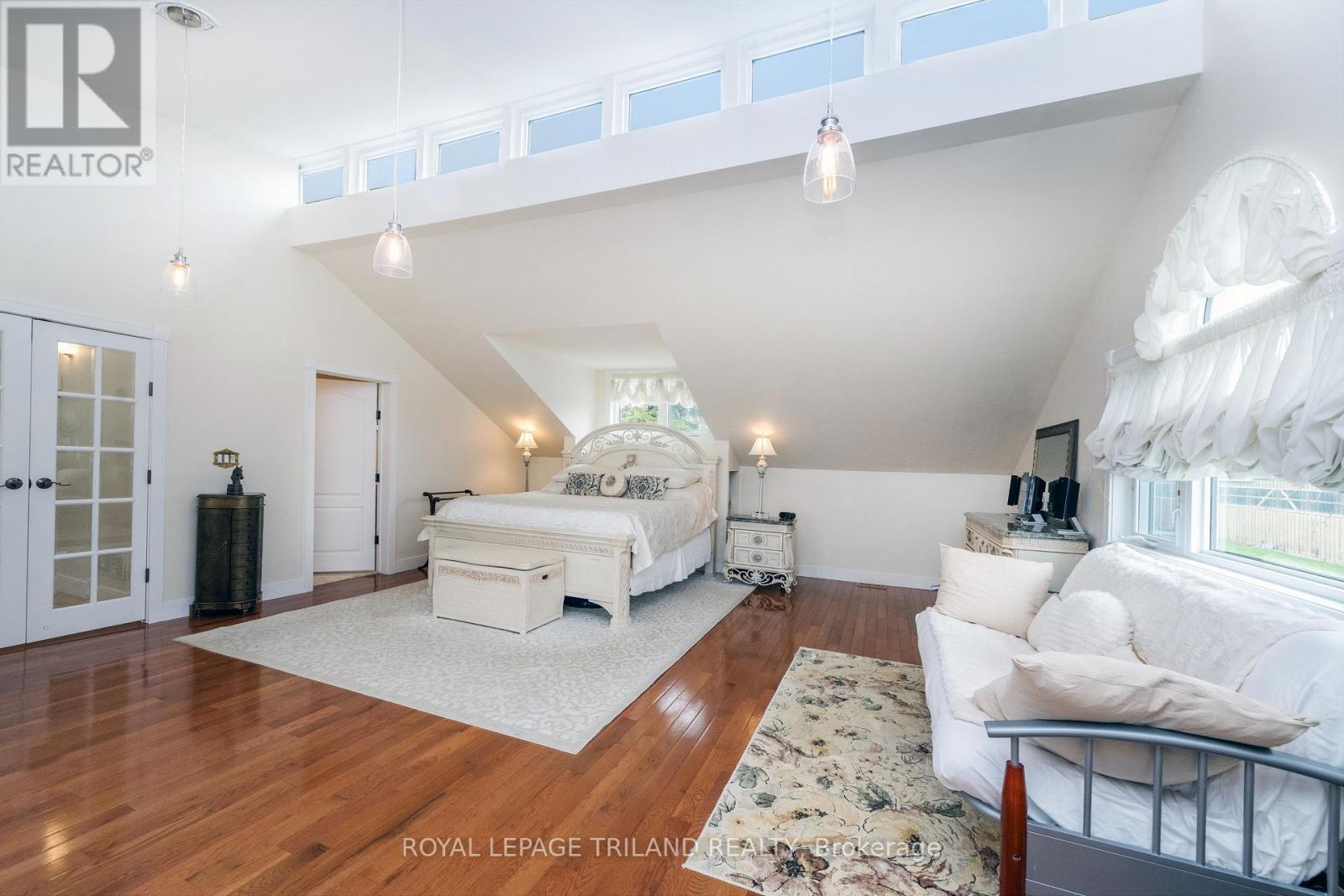 7570 TALBOT TRAIL - 18