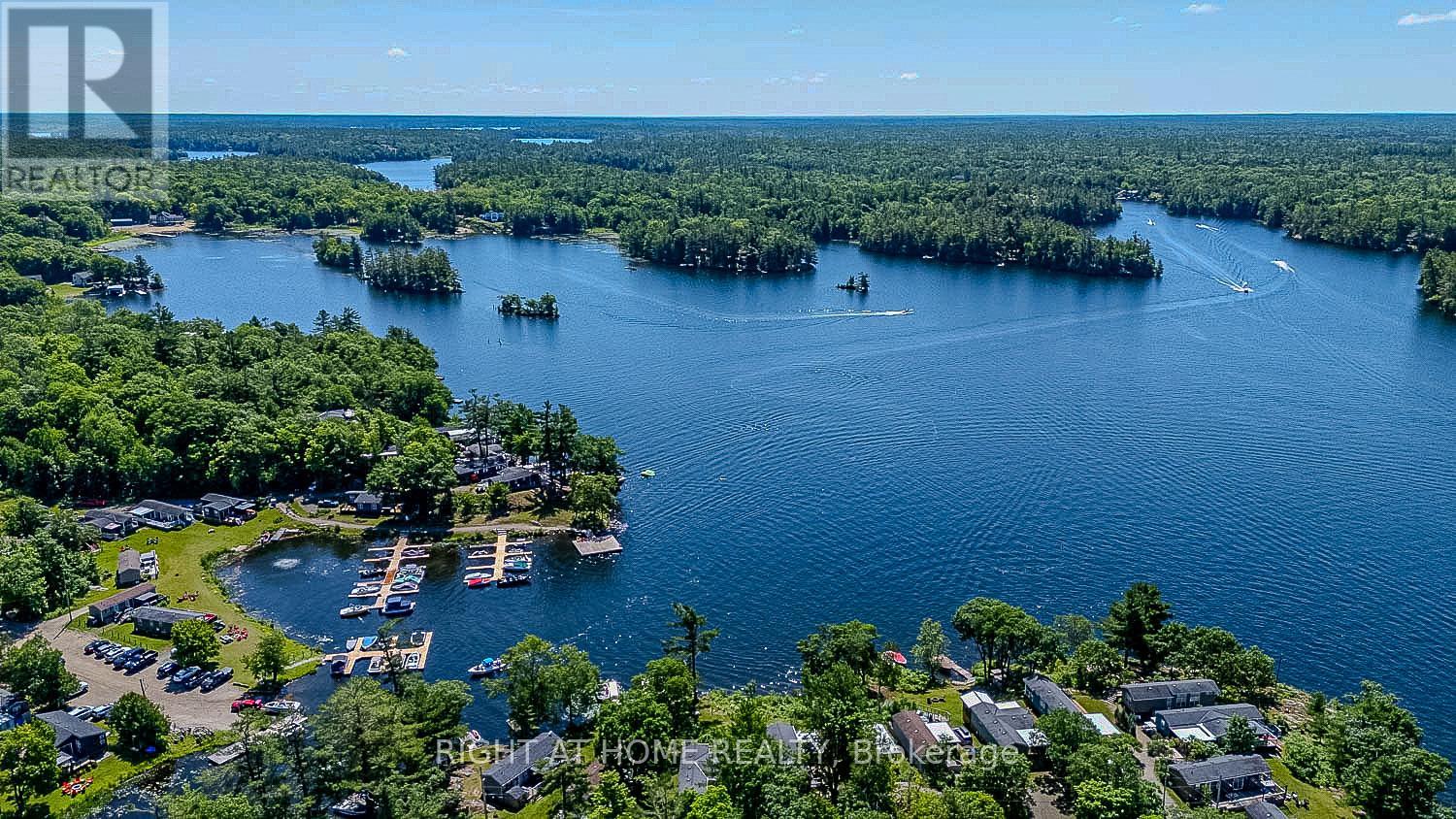 29 MAPLE RIDGE - 1336 SOUTH MORRISON LAKE ROAD - Image 10
