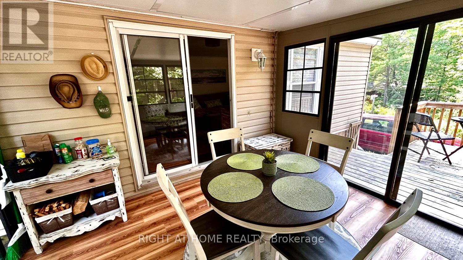29 MAPLE RIDGE - 1336 SOUTH MORRISON LAKE ROAD - Image 12