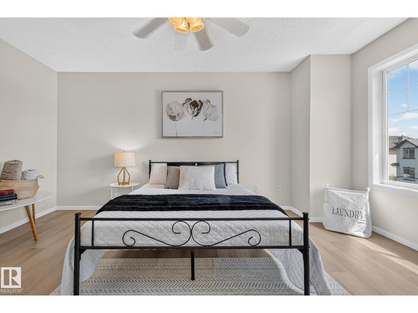 718 88A ST SW - 19
